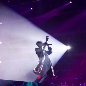 玩爽了新婚少妇
